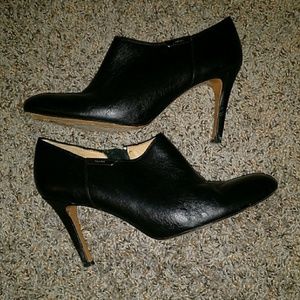 COACH Seneca Black Leather Heels SZ 9.5B